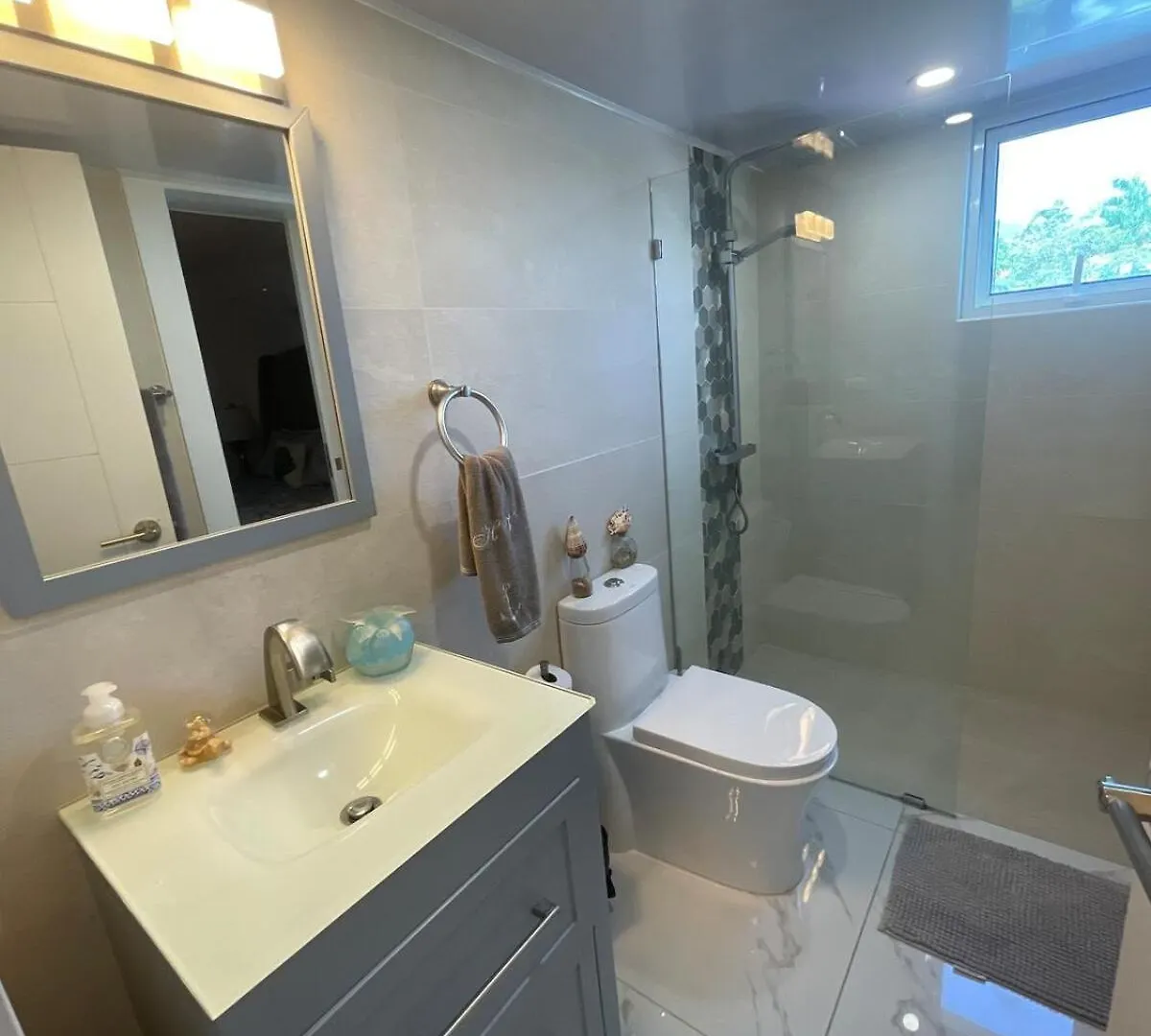 Luxury Apartment Playa Dorada 普拉塔港